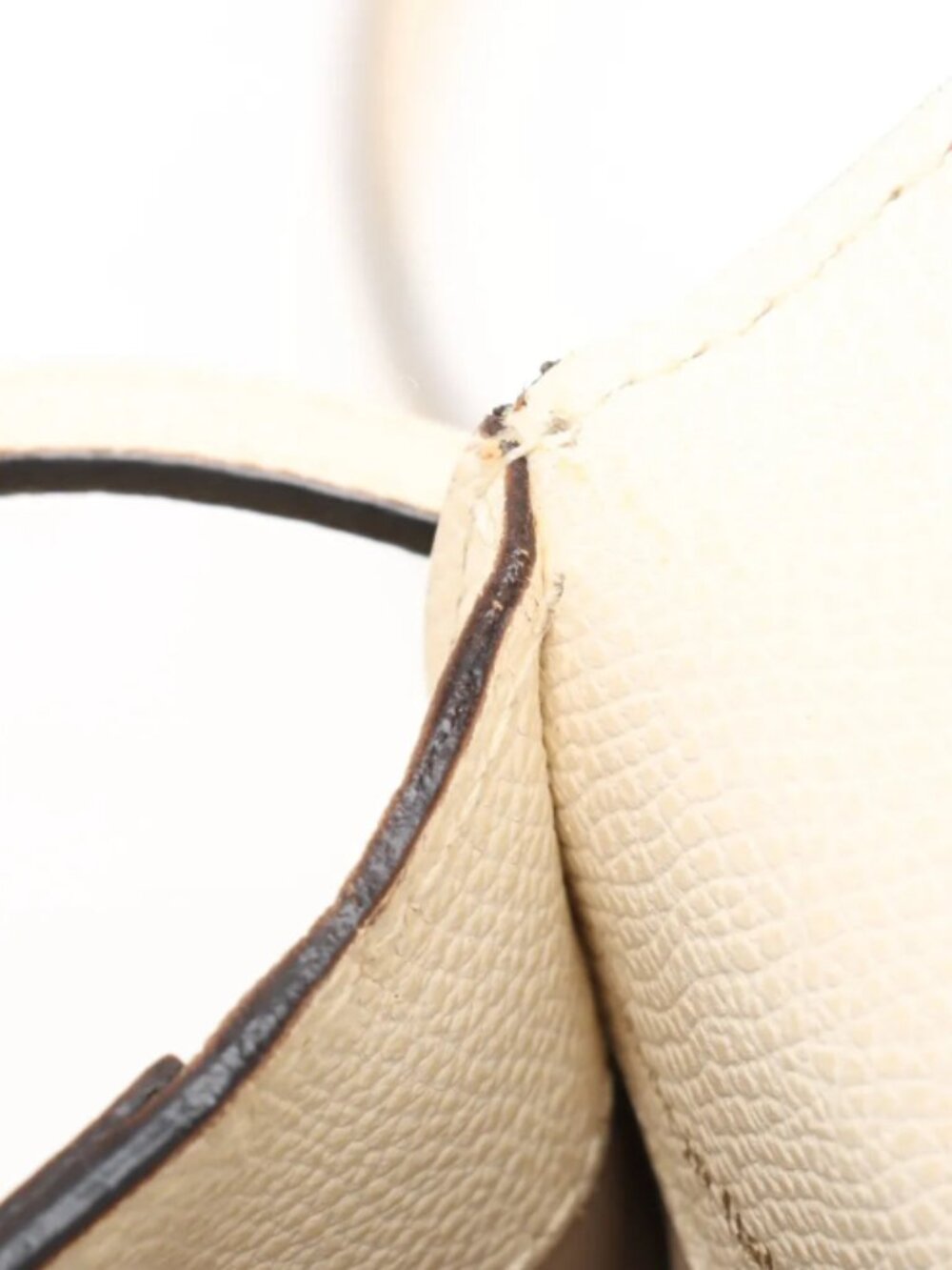 The Valextra Medium Iside Leather Two-Way Handbag in Beige is a refined and eleg - Picture 12 of 15
